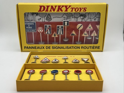 Lot panneaux signalisation - lot,