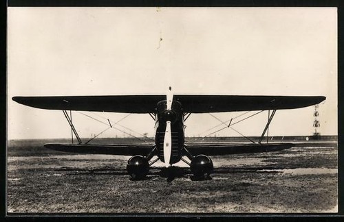 Avion chasse - ak, de