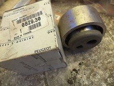 n°dr105 galet tendeur distrib ax saxo xsara ref 082930 neuf