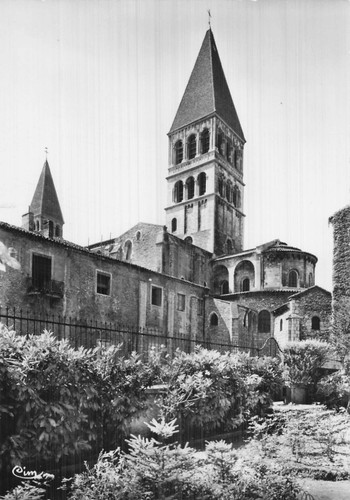 Tournus abbaye saint - tournus,