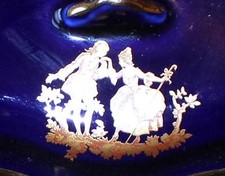 Vintage Castle Limoges France Bleu Cobalt Stepping Sortie Proposal Bibelot Boite