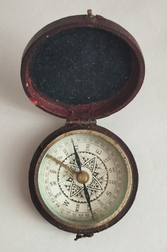 Ancienne boussole poche - de,