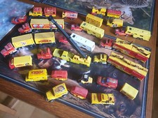 tres beau lot cirque pinder etat neuf