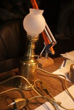 LAMPE " ABEILLE " luminosité variable