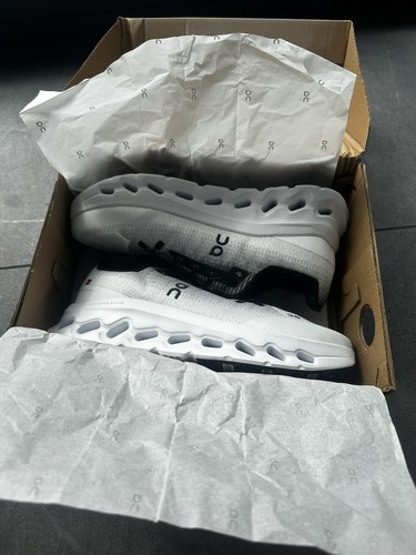 Chaussures cloud running - chaussures, on