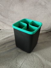 tupperware  pot a  ustensile