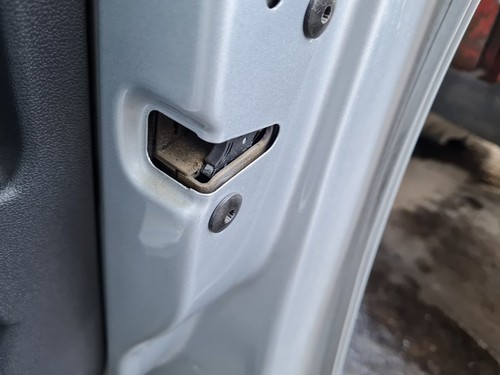 Serrure porte avant droite - de,