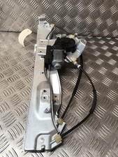 Leve vitre electrique avant droit RENAULT CLIO 3 PHASE 2 8200843597