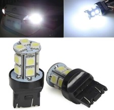 Ampoules T20 LED W21/5W Blanc 13SMD 6500K Veilleuses de jour Feux de recul 12V