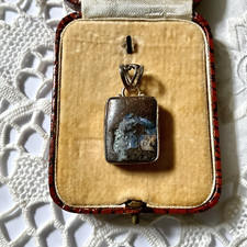 BOULDER OPALE VERITABLE, ARGENT MASSIF, CREATEUR ANCIEN PENDENTIF, UNIQUE