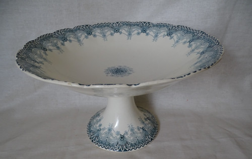 Grande coupe piedouche