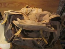 ancien sac a dos LAFUMA avec gamelle