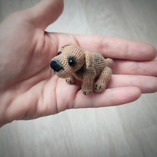 Miniature dog. Miniature amigurumi. Crochet dog. ,Chien pour maison de poupée