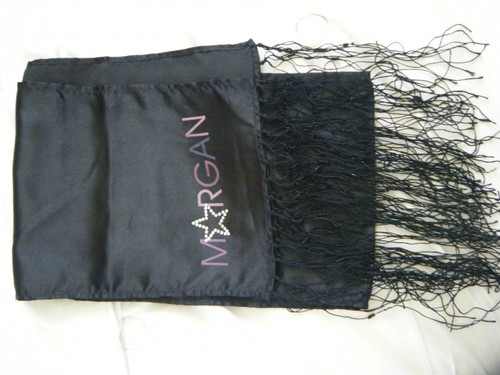 Neuf petit foulard satiné - neuf,
