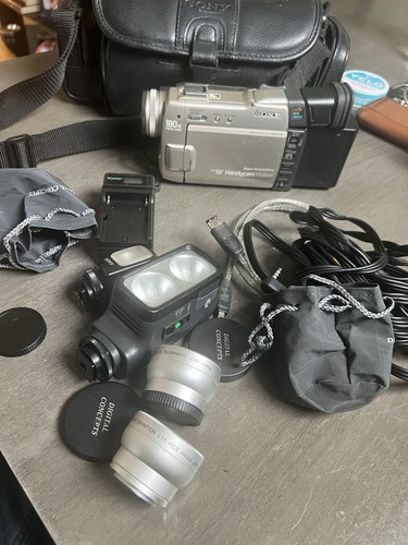 Sony dcr trv9 minidv handycam - sony,