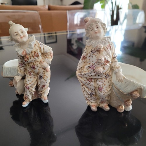Paire figurines en - paire, de