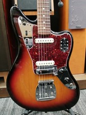 Guitare électrique FENDER 62