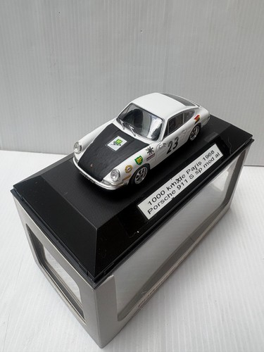 Presse modifié porsche - modifié, s