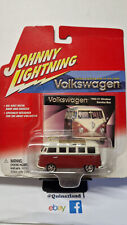 Johnny  Lightning 2002 Volkswagen série 1 1965 Volkswagen 21 window samba (NG43)