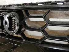 Grille de calandre AUDI A4 4 S4 PHASE 2 8W0853651EB