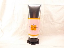 VEUVE CLIQUOT - CHAMPAGNE -