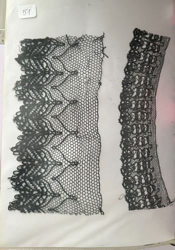Dentelle ancienne sur - ancienne,