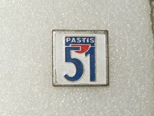 Pin's  PASTIS 51