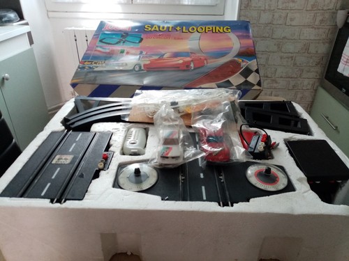 Circuit voiture electrique - ,