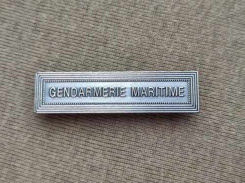 Agrafe gendarmerie - -,