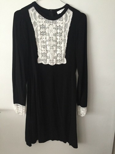 Sandro robe noire avec