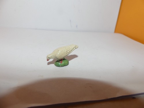 Figurine quiralu ferme - figurine,