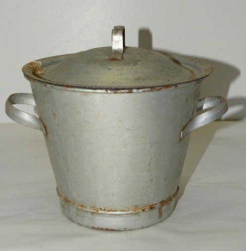 Ancienne petite lessiveuse - -ancienne,