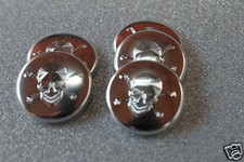 4 Badges avec gravure TETE DE