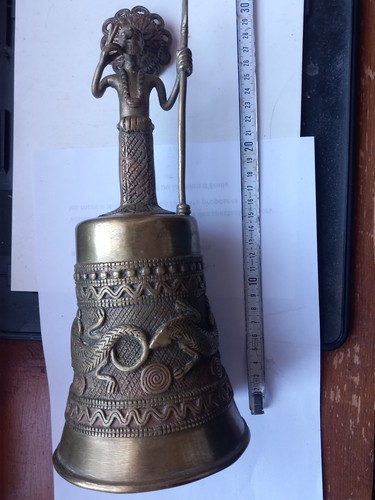 Ancienne cloche bronze
