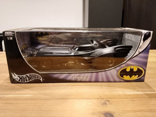 Hot wheels batman batmobile - hot,