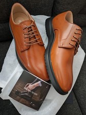 chaussures marrons habillées