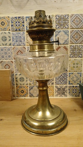 Lampe pétrole ancienne - à,