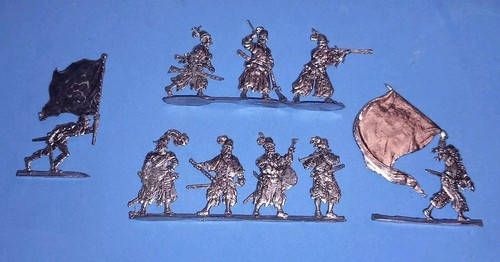 Plats étain kz - plats, d'étain