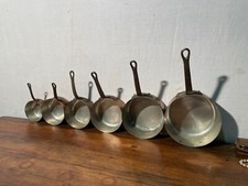 Batterie de 6 casseroles en