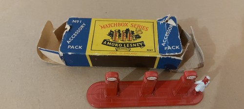 Pompe essence esso matchbox - esso,