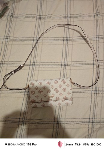Sac main guess portefeuille - main,