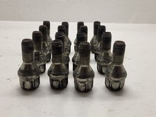 Goujon de roue pour renault