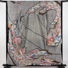 Beau kimono Furisode 158 cm taille S noir motif floral soie vintage