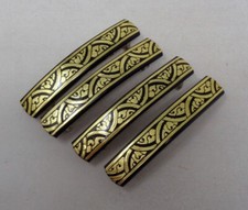 Lot 4 peignes anciens -