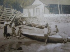 RARE PHOTO OF A CANOE, KIDS