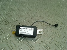 AMPLIFICATEUR D'ANTENNE Renault Clio V (RJAB) 2022 282305503R