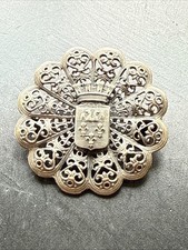Ancienne Broche En metal argenter Art Déco Nouveau créateur blason