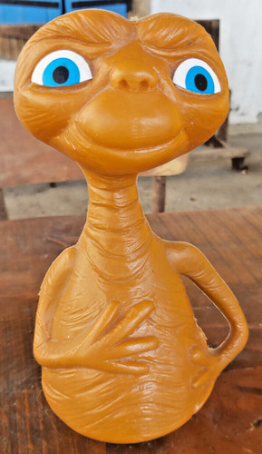 Rare t - rare,, e.t