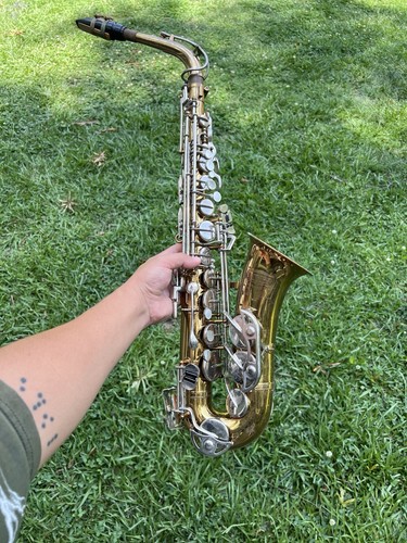 Vtg bundy saxophone - vtg, by
