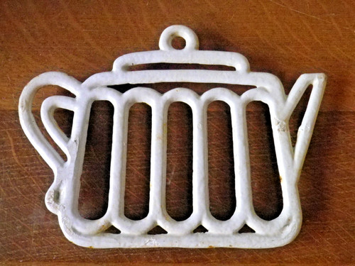 Ancien dessous plat en - dessous,